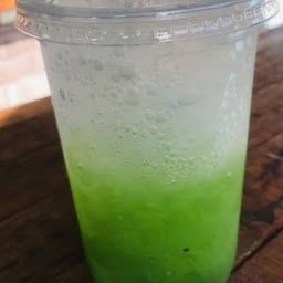 เขียว - โซดา