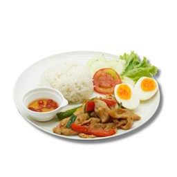 ไก่ผัดพริกสดราดข้าว + ไข่ต้ม