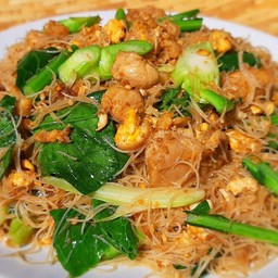 เส้นหมี่ผัดซีอิ๊ว