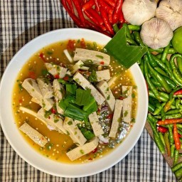 ยำหมูยอ
