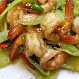 ข้าวผัดพริกหยวกทะเล