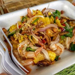 ยำข้าวโพดกุ้งลวก