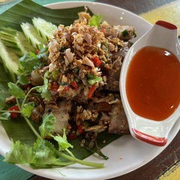 หมูกรอบคั่วพริกเกลือ(กับข้าว)