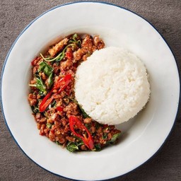 ข้าวราดผัดกะเพรา plant based