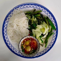 ขนมจีนน้ำแจ่ว