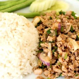 ข้าวลาบหมู