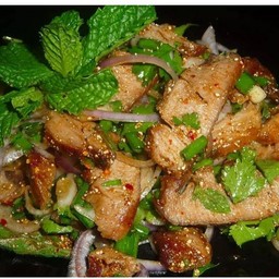 น้ำตกหมู