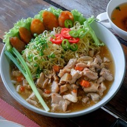 บะหมี่หน้าไก่
