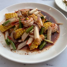 ยำข้าวโพด+ไหลบัวกุ้งลวก