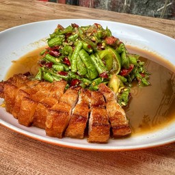 ตำถั่ว (สามชั้นต้องเพิ่มท๊อปปิ้ง)