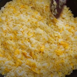 ข้าวผัดไข่คุณหนู  (ไข่2ฟอง ไม่ใส่ผัก)