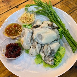 หอยนางรมทรงเครื่อง