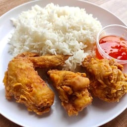 ข้าวไก่ทอดเกลือ