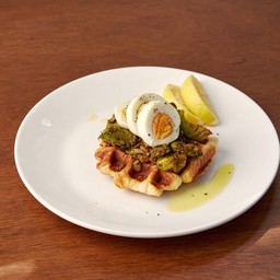 ครอฟเฟิลอโวคาโดและไข่