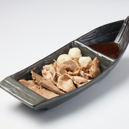 C4 รวมหมู