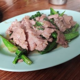 คะน้าเนื้อน้ำมันหอย