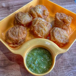 หมูยอทอด น้ำจิ้มซีฟู๊ด