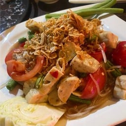 ตำเส้นเล็กหมูยอ