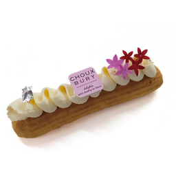 Busaba Cha-Thai Eclair