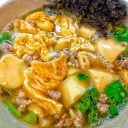 ต้มจืดไข่น้ำเต้าหู้หมูสับ