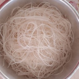 วุ้นเส้น