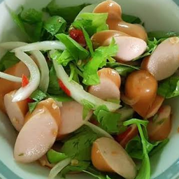 ยำไส้กรอก เผ็ดซี้ดด