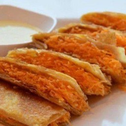 โรตีพัฟฝอยทอง