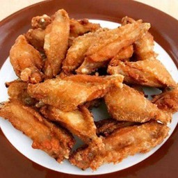 ปีก+น่อง ทอดน้ำปลา