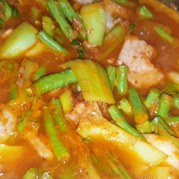 แกงส้มผักรวมปลา กุ้ง