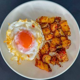 หมูกรอบคั่วพริกเกลือ