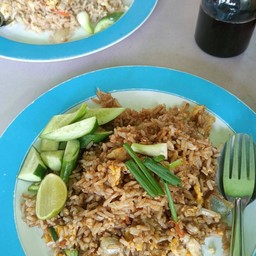 ข้าวผัดโบราณหมู