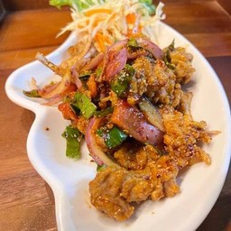 ยำไก่แซ่บ