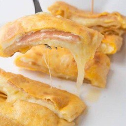 โรตีใส่ไข่+แฮม+ชีส