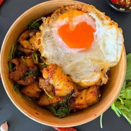 กะเพราหมูกร๊อบกรอบ