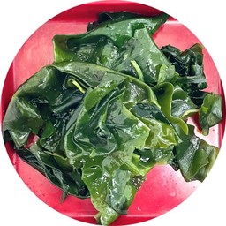 สาหร่ายวากาเมะ