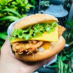 ชิกเก้นชีสเบอร์เกอร์ BBQ sauce