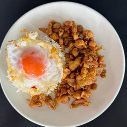 ข้าวไก่กระเทียม