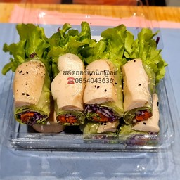 สลัดโรล อกไก่ย่าง