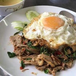 ข้าวราดกระเพราเป็ด+ไข่ดาว