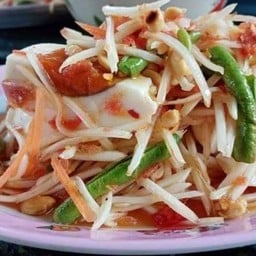 ร้านส้มตำ  ยำแหลก( สุขุมวิท115)