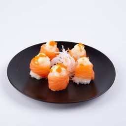 แซลมอนพันข้าว