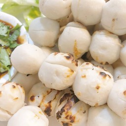 ลูกชิ้นปลาชุดใหญ่ (จัมโบ้พรีเมี่ยม)
