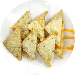 ฟองเต้าหู้ซีฟู้ด สามเหลี่ยม