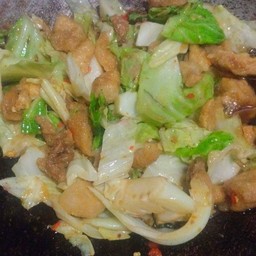 ผัดกะหล่ำปลีหมูสะดุ้งพริก(กับข้าว)