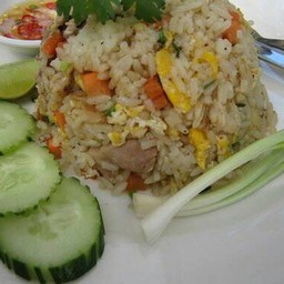 ข้าวผัดหมู