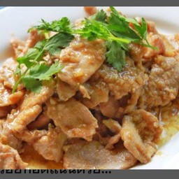หมูกระเทียม = กับข้าว