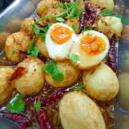 ขนมจีบคำโต by น้ำฝน สาขา 2 (ตลาดสิรินธร ซอย 2 )