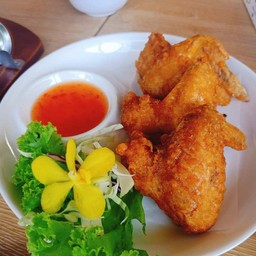 ปีกไก่ทอด