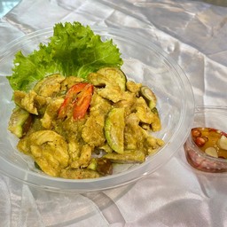 แกงเขียวหวานไก่ผัดแห้งราดข้าว