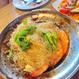 กุ้งอบวุ้นเส้น